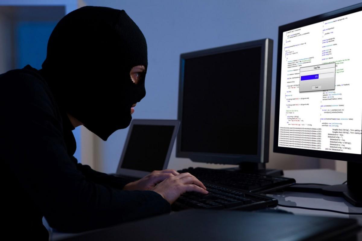 Nggak Mau jadi Korban Cybercrime? Hindari 5 Kebiasaan Buruk Berikut di Internet